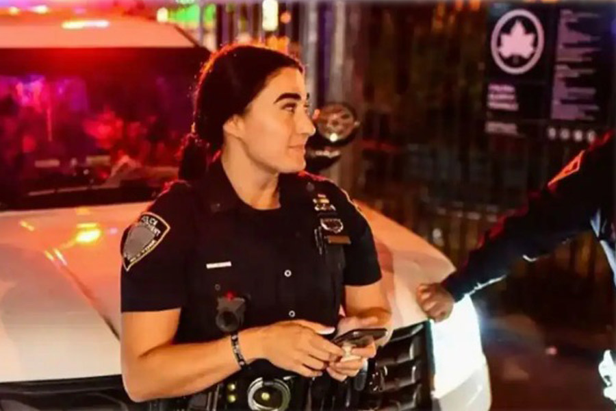 USA police Sues New York Police After Her Topless Pic Goes Viral