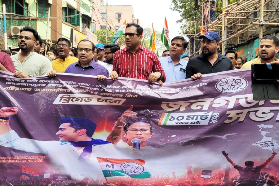 পদ ছাড়লেও দলের অবিচল ‘সৈনিক’, প্রাক-ব্রিগেড মিছিলের নেতৃত্বে কুণাল