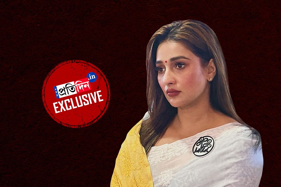 লড়াই করেও শাস্তি! টিকিট না পেয়ে ‘বিস্ফোরক’ সায়ন্তিকা