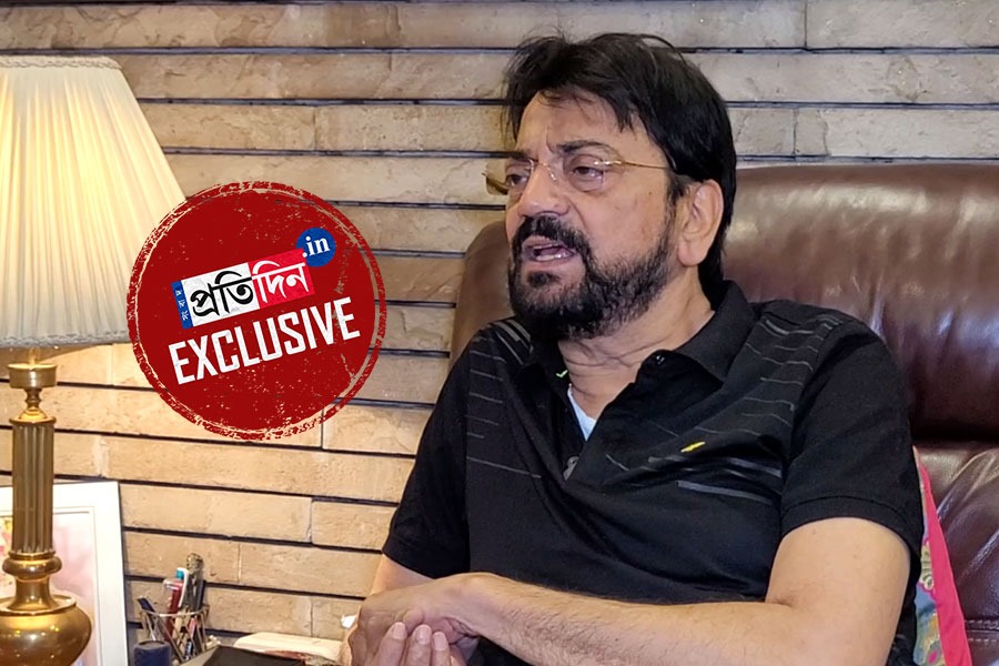 ‘শিল্পী হয়েই মরতে চাই, যেচে তৃণমূলে যাইনি,’ ফের বিস্ফোরক চিরঞ্জিৎ