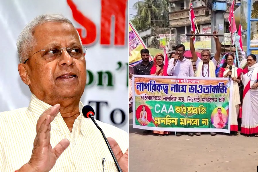 নাগরিকত্ব প্রমাণে দেখাতে হবে পুরুষাঙ্গ! তথাগতর মন্তব্যে বিক্ষোভে মতুয়ারা