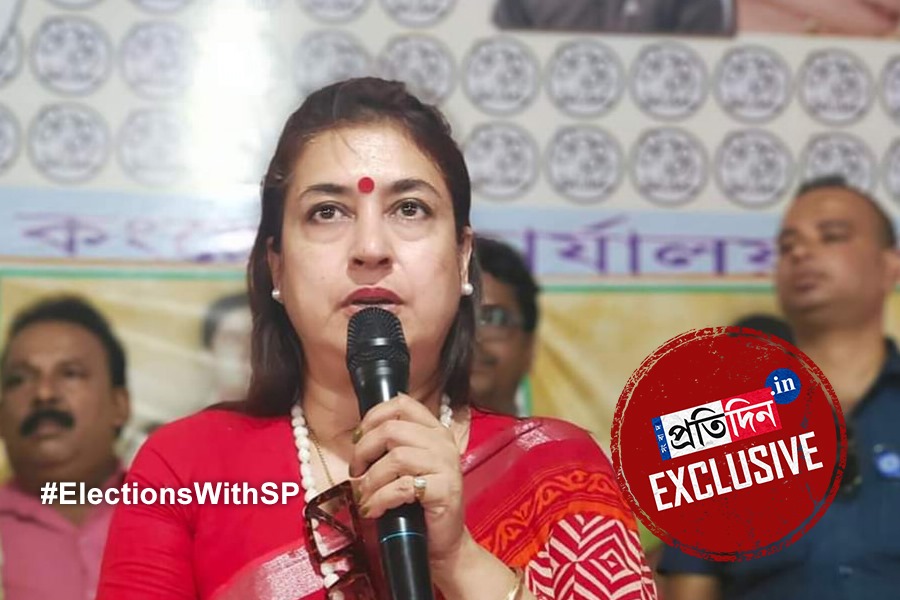 অনুব্রত মণ্ডল থেকে দলের গোষ্ঠীদ্বন্দ্ব, মুখোমুখি শতাব্দী রায়