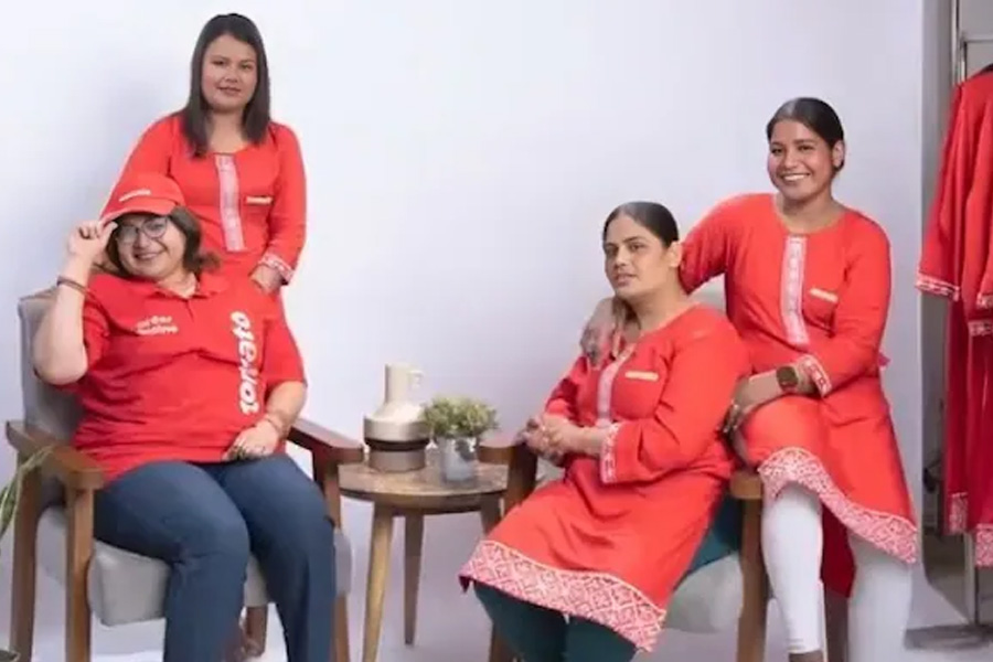 Zomato introduces kurta for women delivery partners