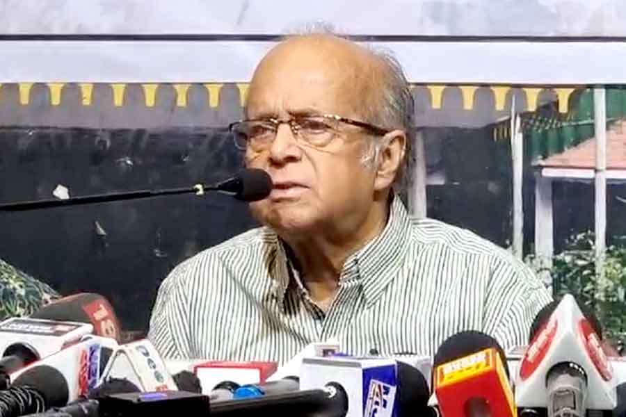 Kolkata Mayor Firhad Hakim called former justice Ashok Ganguly