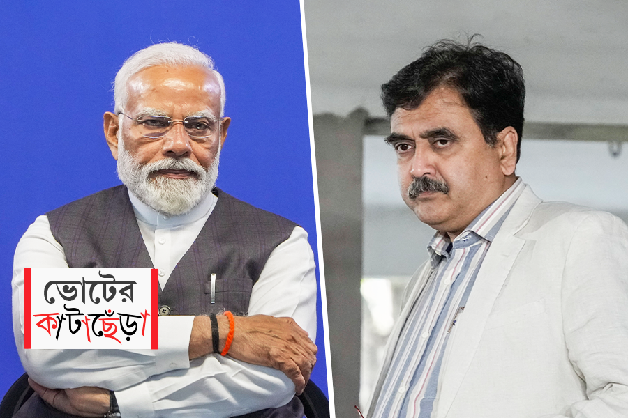 Abhijit Ganguly is not getting chance to attend Modi's meeting in Siliguri