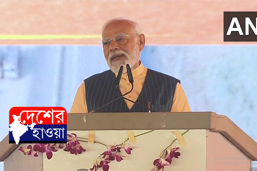 বাংলা থেকে বিহার পৌঁছতে দেরি, ক্ষমা চেয়ে মোদি বললেন, ‘বাঙালির উৎসাহ বেশি’