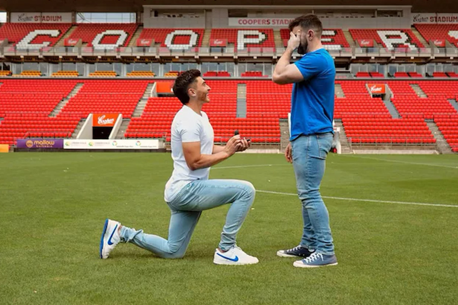 Only gay footballer in the world proposed his partner on the field
