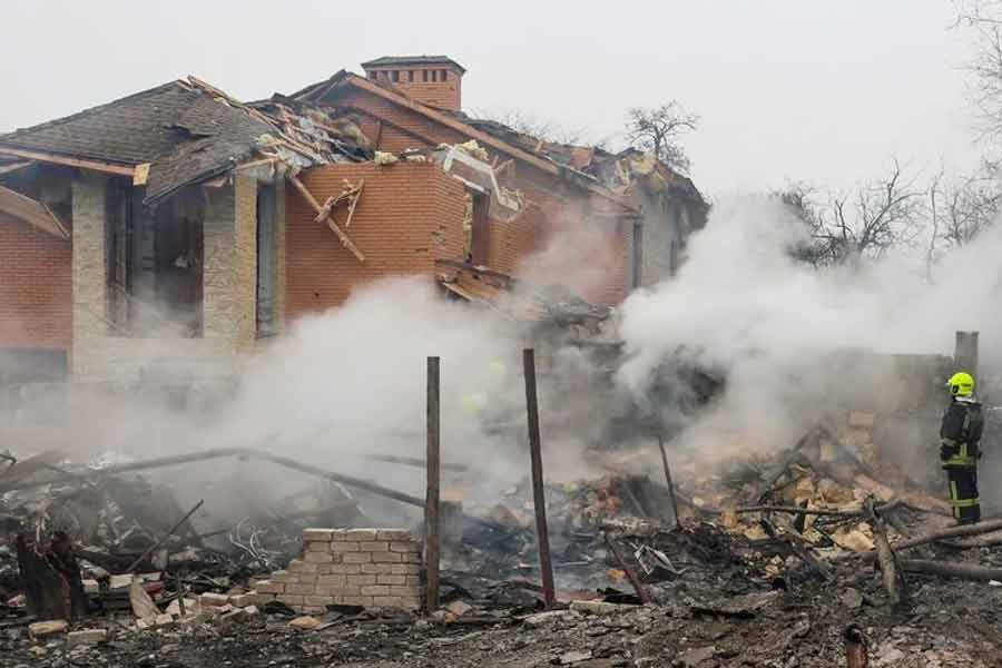 Russian strikes kill atleast 20 in Ukraine