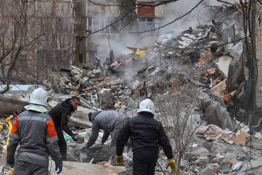 8 dead as Russian drone hits residential building in Ukraine