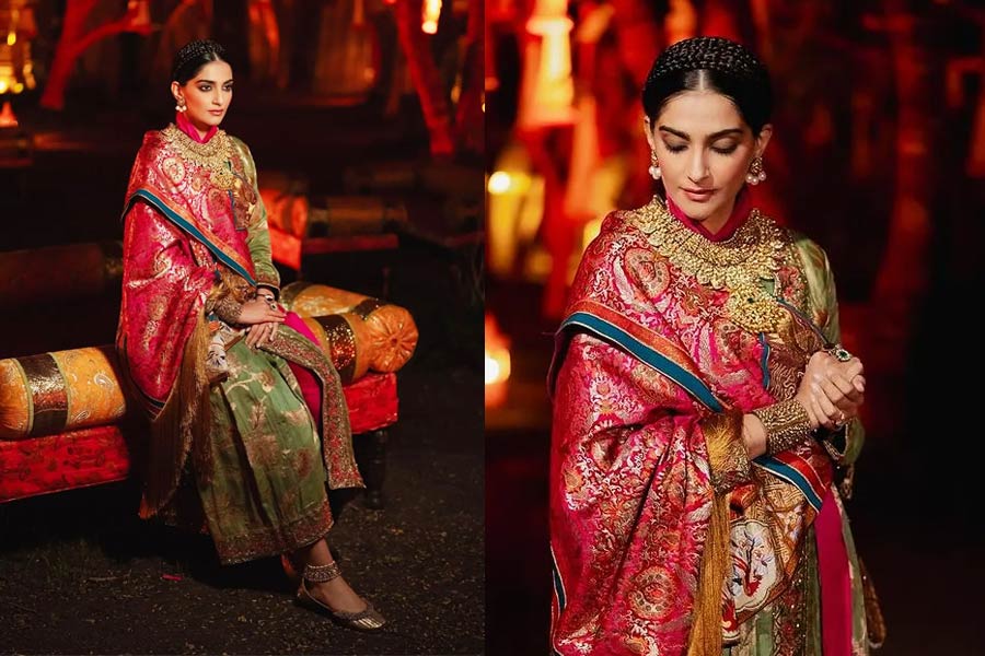 Sonam Kapoor wore the traditional attire of Ladakh, to highlight the region's heritage