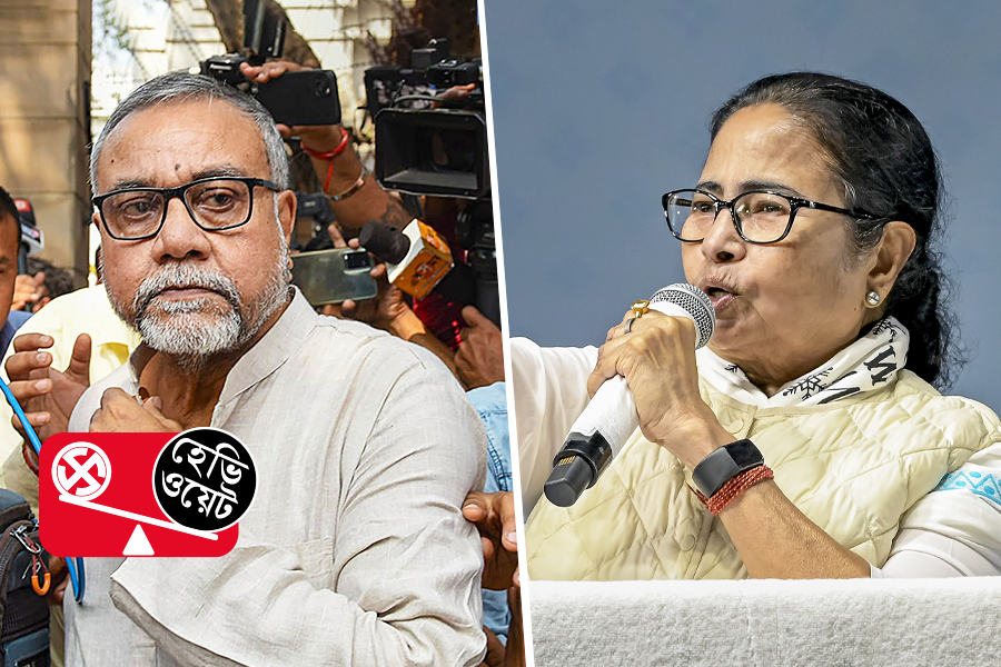 Mamata Banerjee says that ED 'instructs' Tapas Roy to join BJP