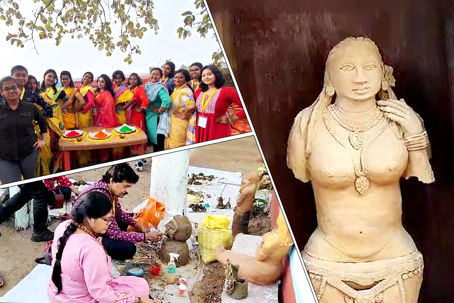 Artists make mesmerised by people making Terracotta Sculpture at Purulia workshop