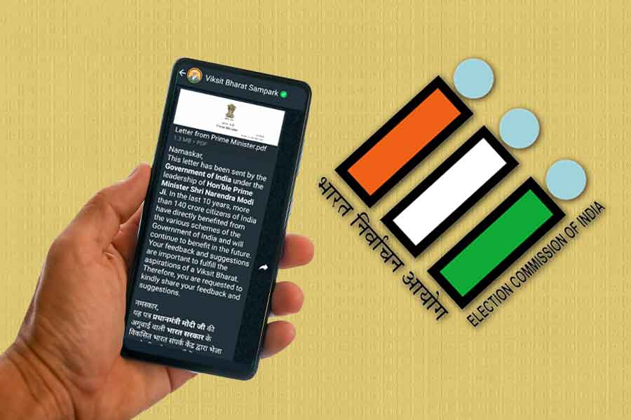 হোয়াটসঅ্যাপে ‘বিকশিত ভারতে’র মেসেজ পাঠানো যাবে না, মোদির বার্তায় আপত্তি কমিশনের