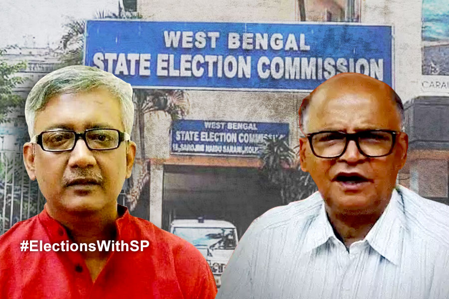 CPM files complain to Election Commission accusing that contractual employees are used for providing training despite ECI's strict order