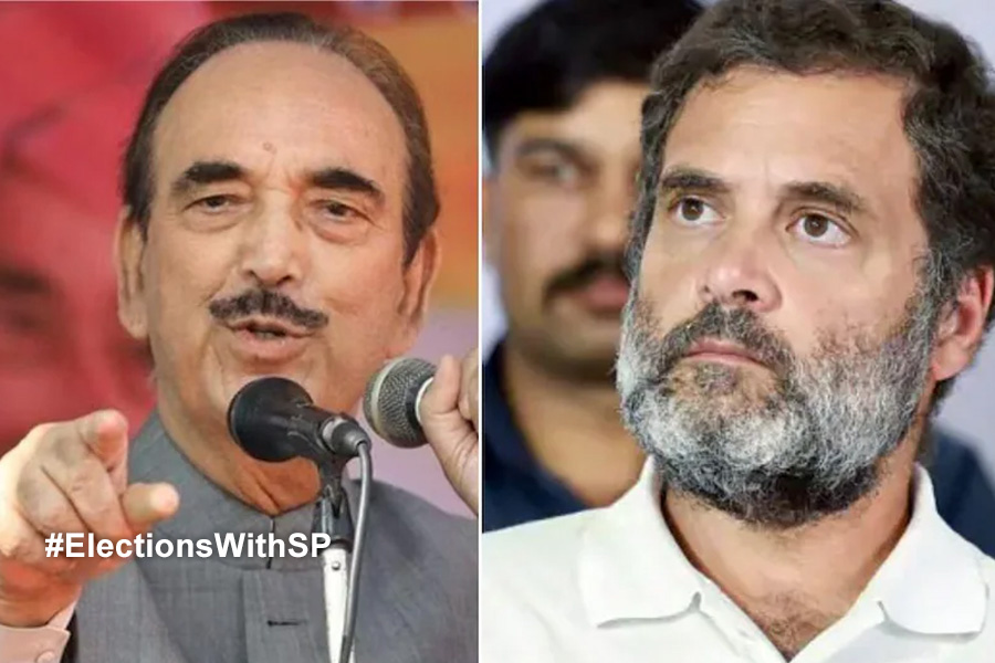 Ghulam Nabi Azad alleges Rahul Gandhi 'hesitant' to contest from BJP Ruling states