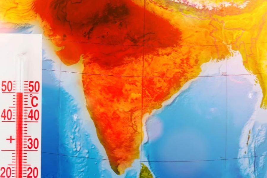 India is witnessing extreme summer with heatwave conditions