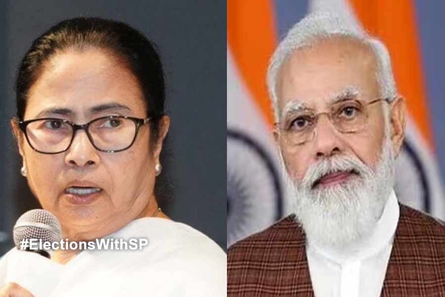 Lok Sabha Election 2024: Mamata Banerjee replies Narendra Modi's five 'guarantee's from Barrackpur Lok Sabha constituency