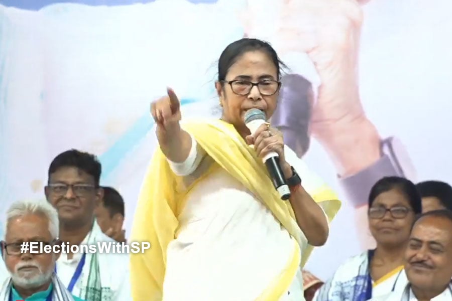 Mamata Banerjee alleges rigging at Nandigram assembly seat