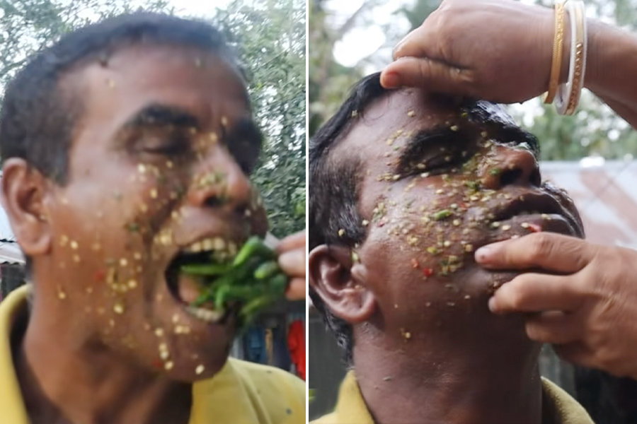 এক কেজি কাঁচালঙ্কা চিবিয়ে খান, মুখে মাখেন ৫০০ গ্রাম! নদিয়ার যুবকের কীর্তি ভাইরাল