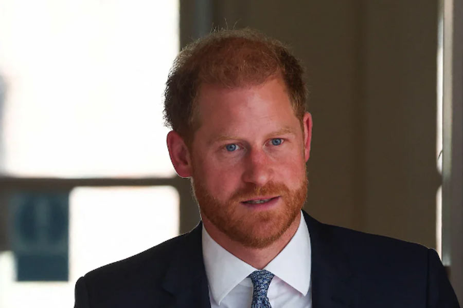Prince Harry Shuns British residency in official record, report claims
