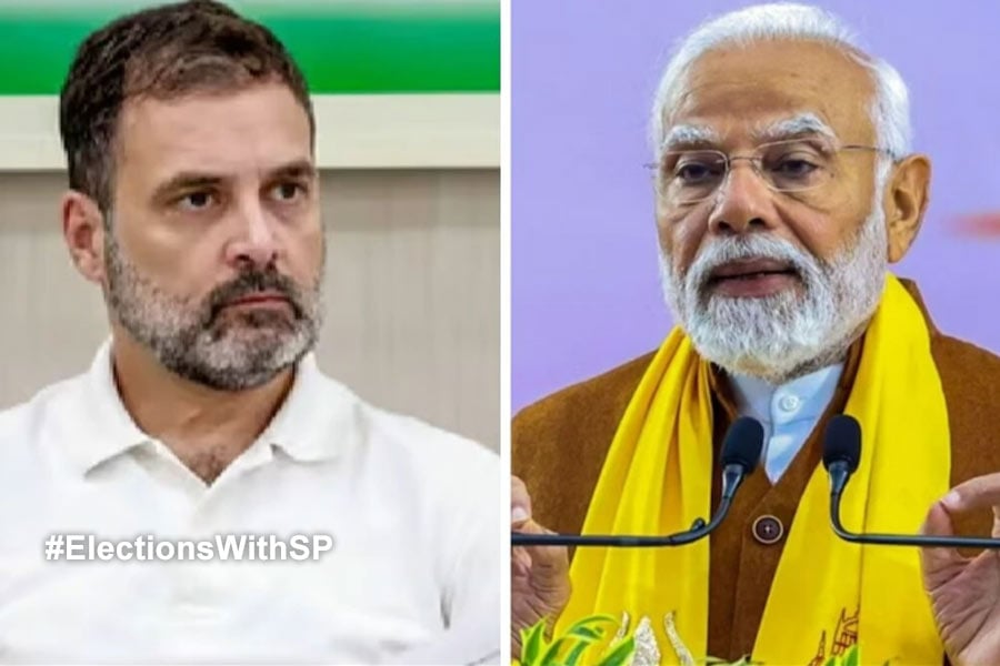 Lok Sabha 2024: Rahul Gandhi attacks PM Modi in Karnataka