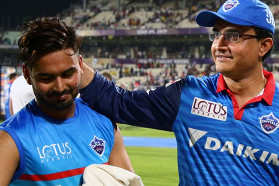 ৯০৩ দিনের অপেক্ষা শেষে হাফ সেঞ্চুরি, ফর্মে ফেরা পন্থকে বিশেষ বার্তা সৌরভের