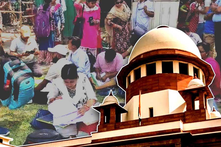 SSC Scam: Supreme Court announces date of hearing of the case filed by West Bengal Govt. and SSC