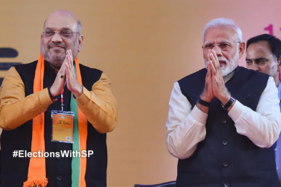‘দক্ষিণেও মোদি ম্যাজিক, ফলেই দেখতে পাবেন’, মনোনয়ন জমা দিয়ে ‘চারশো পারে’র হুঙ্কার শাহর