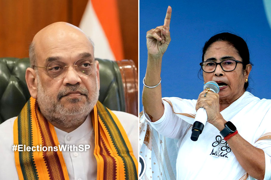 ‘এ কথা স্বরাষ্ট্রমন্ত্রীর মুখে শোভা পায়?’, ‘উলটে ঝুলিয়ে দেওয়া’ মন্তব্যে শাহকে বিঁধলেন মমতা