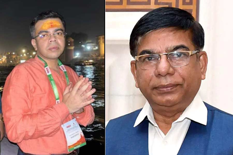 FIR lodged against BJP candidate Subhas Sarkar's son