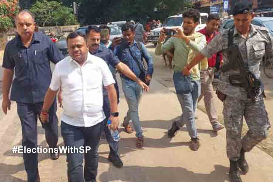 Stone allegedly hurled at rally of BJP candidate Soumendu Adhikari