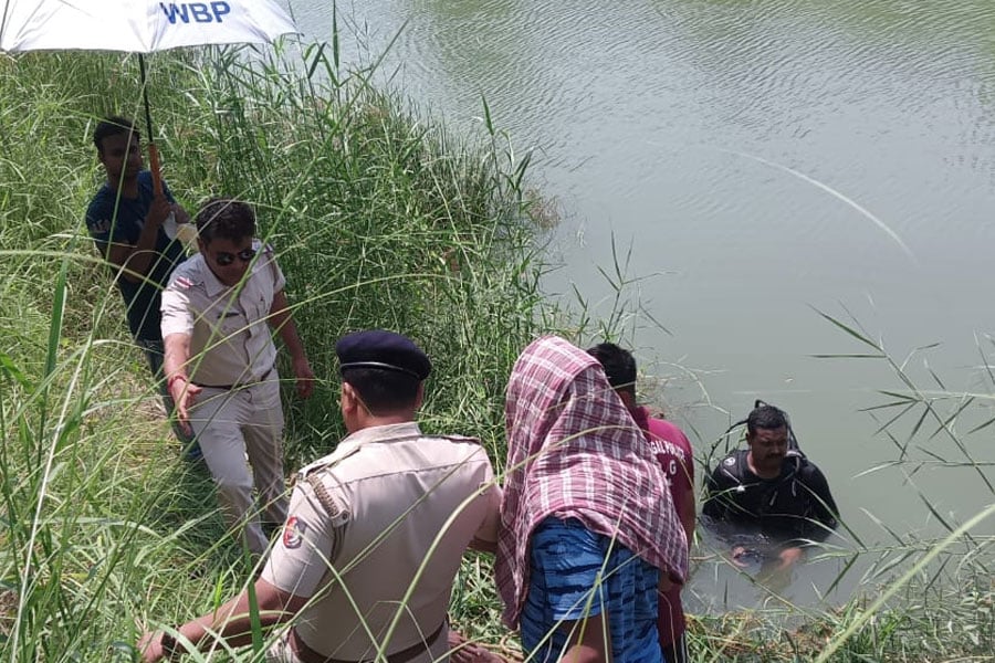 Skeleton recovered from Gaighata Canal in Howrah