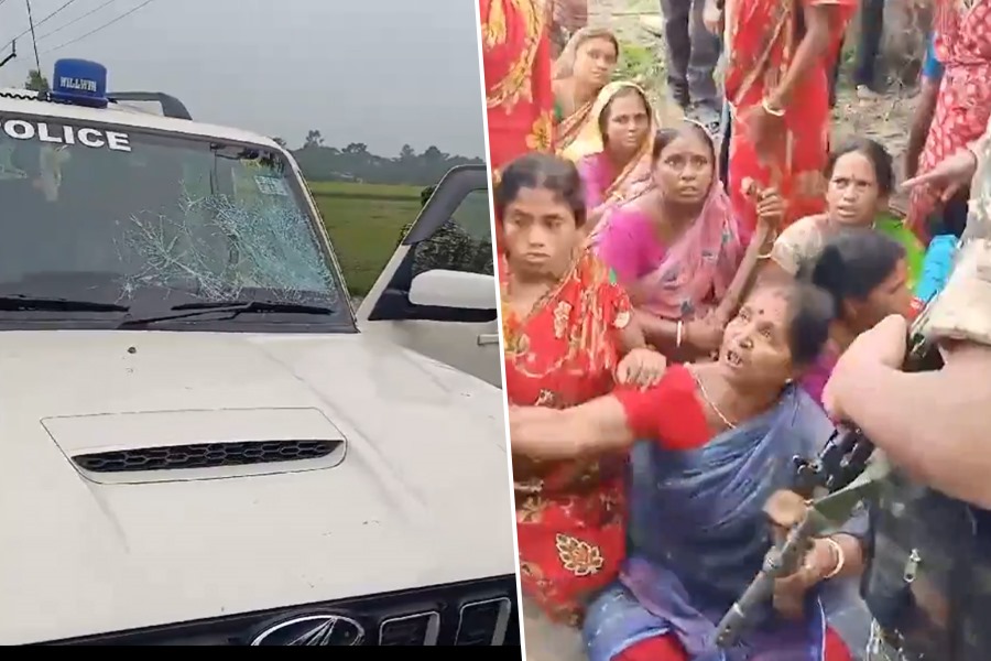 ইডির পর NIA, এবার ভূপতিনগরে ‘আক্রান্ত’ কেন্দ্রীয় এজেন্সি