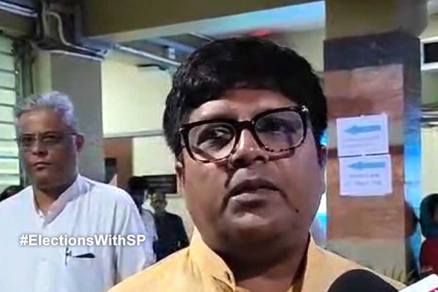 বাতিল বীরভূমের বিজেপি প্রার্থীর মনোনয়ন, হাই কোর্টে যাচ্ছেন প্রাক্তন IPS