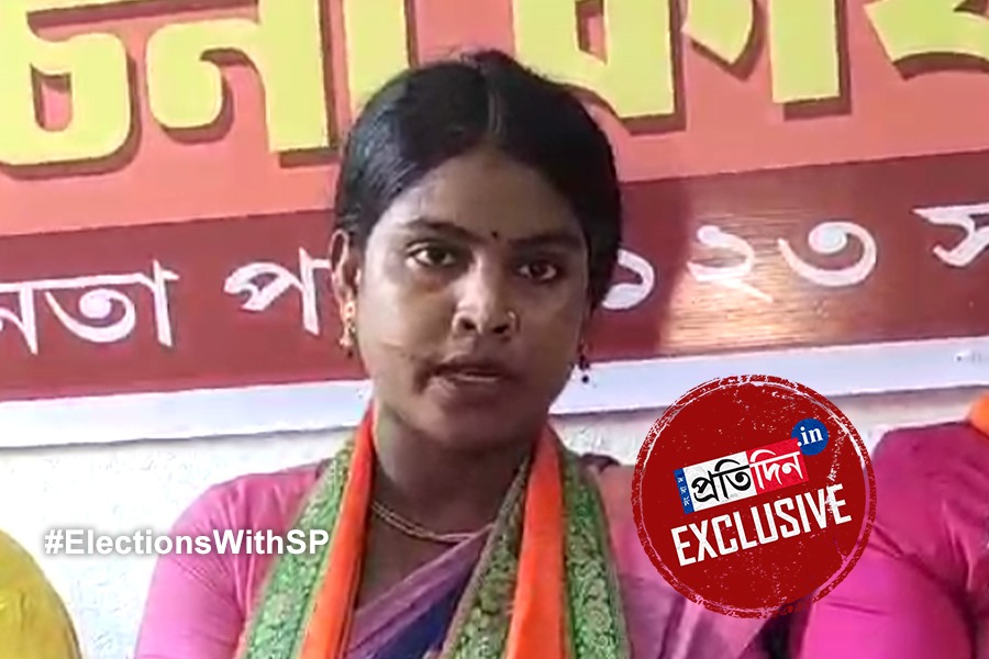 ভোটের জন্য অস্ত্র মজুত! সন্দেশখালিতে NSG তল্লাশি নিয়ে বিস্ফোরক রেখা