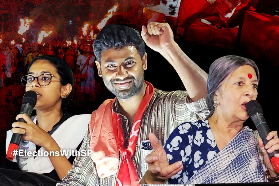যাদবপুরে ‘নাইট মার্চ’, সিপিএমের সৃজনের হয়ে ভোটপ্রচারে বৃন্দা কারাট, ঐশী ঘোষ