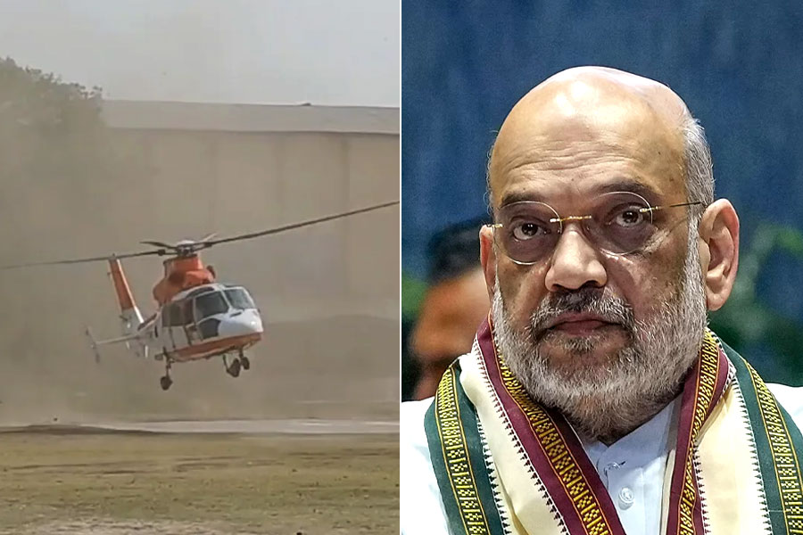 হাওয়ার ধাক্কায় বেসামাল শাহের চপার, অল্পের জন্য রক্ষা! কী বলছে স্বরাষ্ট্রমন্ত্রক?