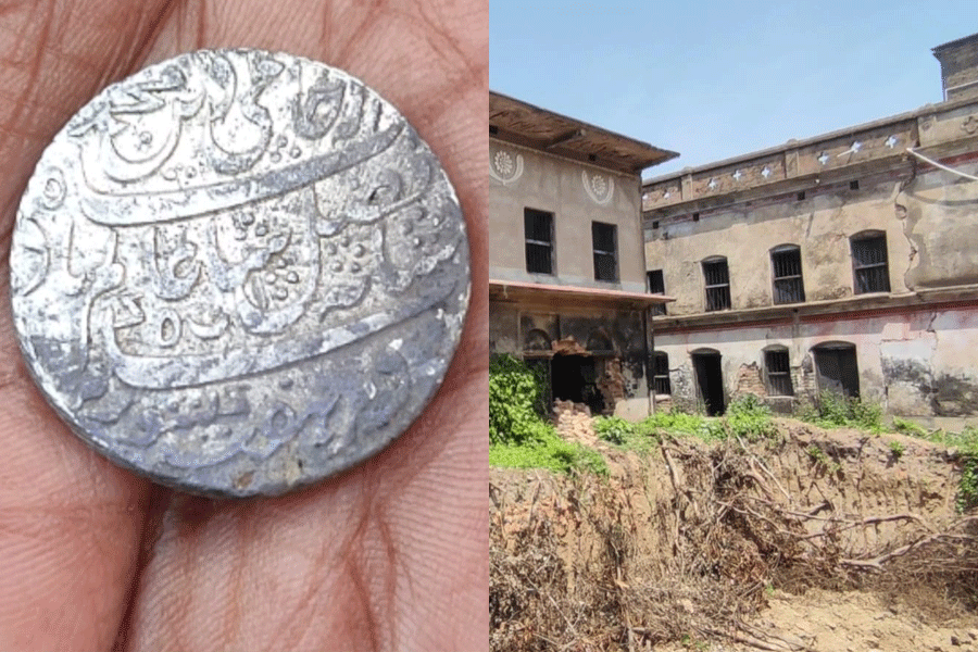 silver coin was found while digging the soil of the zamindar's house in Birbhum