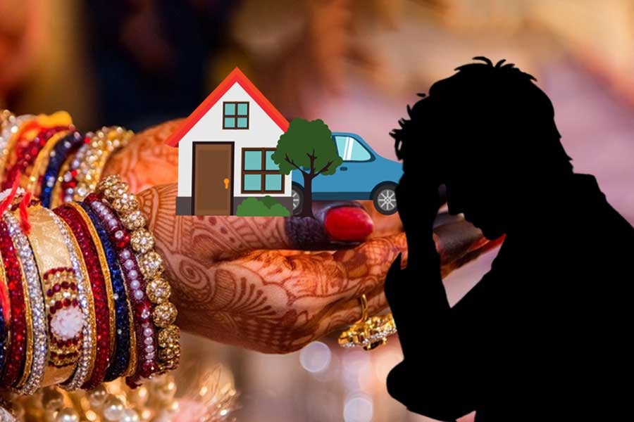 Groom hostage by bride family over dowry demand at Uttarakhand