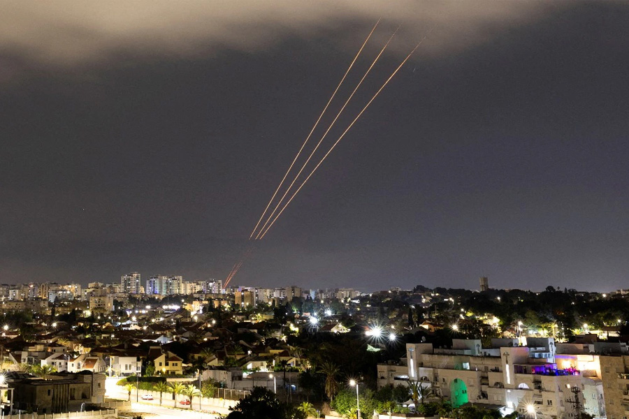 Iran destroyed Israel missiles, stopped airlines service