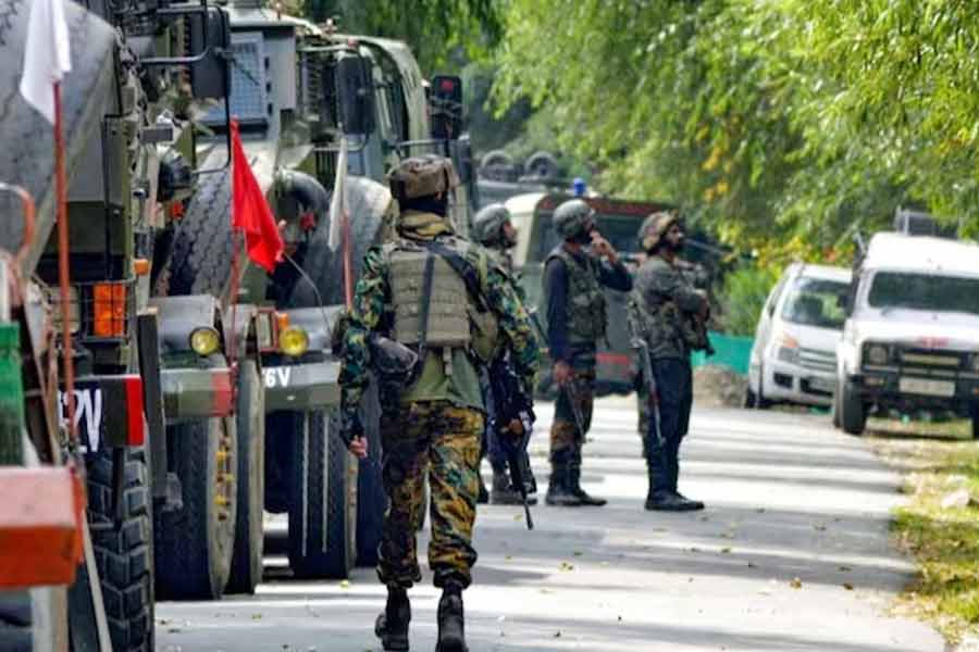 ফের রক্তাক্ত কাশ্মীর, জঙ্গিদের গুলিতে নিহত পরিযায়ী শ্রমিক