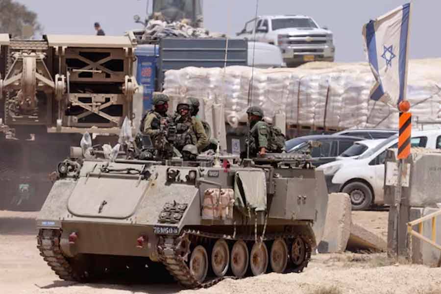 Israeli forces ready, 'moving ahead' with Rafah assault