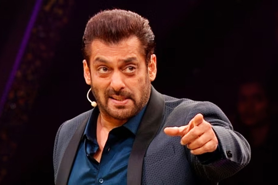 Salman Khan to continue work after firing incident, asks team not to cancel plans