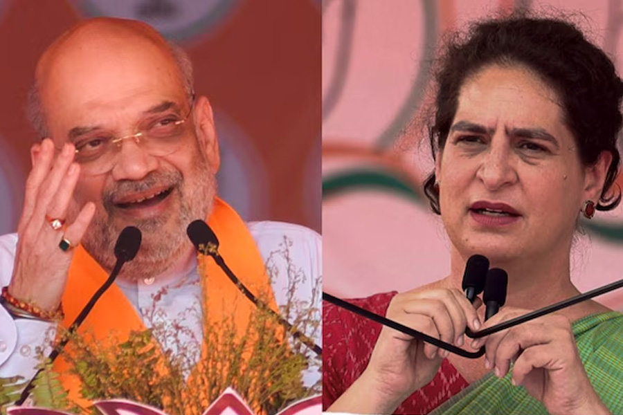 ‘কংগ্রেস ব্যবস্থা নেয়নি কেন?’ দেবেগৌড়ার নাতির সেক্স স্ক্যান্ডালে প্রিয়াঙ্কার নাম উল্লেখ শাহের!