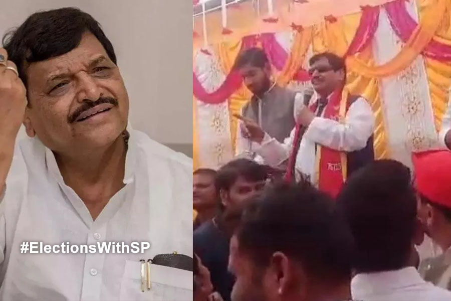 Samajwadi Party's Candidate Shivpal Yadav Threatens Voters In UP