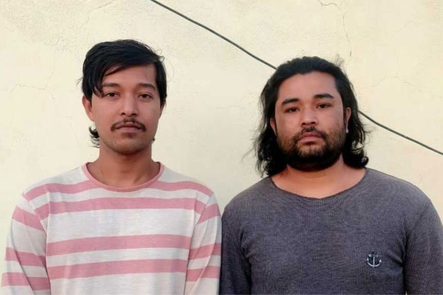 সৌদিতে অনাহারে দিন কাটছে, ‘বাড়ি ফেরান’, মুখ্যমন্ত্রীর কাছে আর্জি হুগলির ২ পরিযায়ী শ্রমিকের