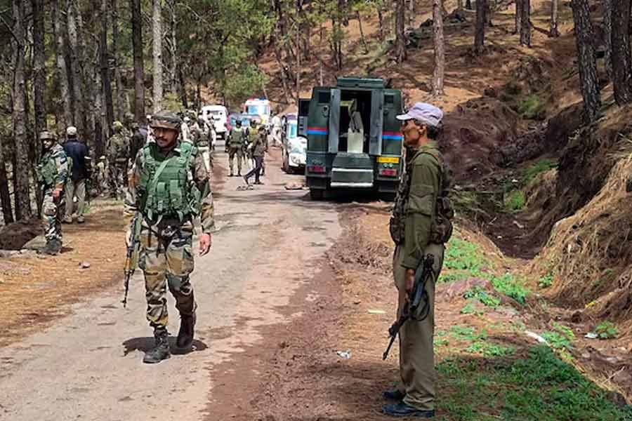 Army foils infiltration bid in Uri, 1 terrorist killed