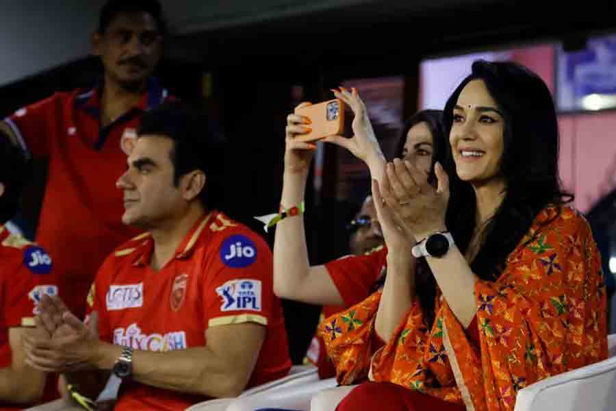 Punjab Kings owner Preity Zinta made aloo parathas for his players