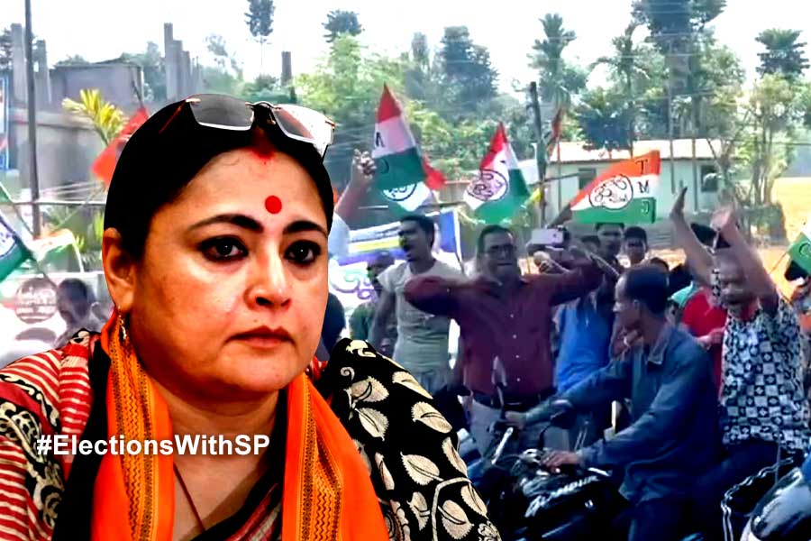Lok Sabha Election 2024: Agnimitra Paul faces protests during election campaign
