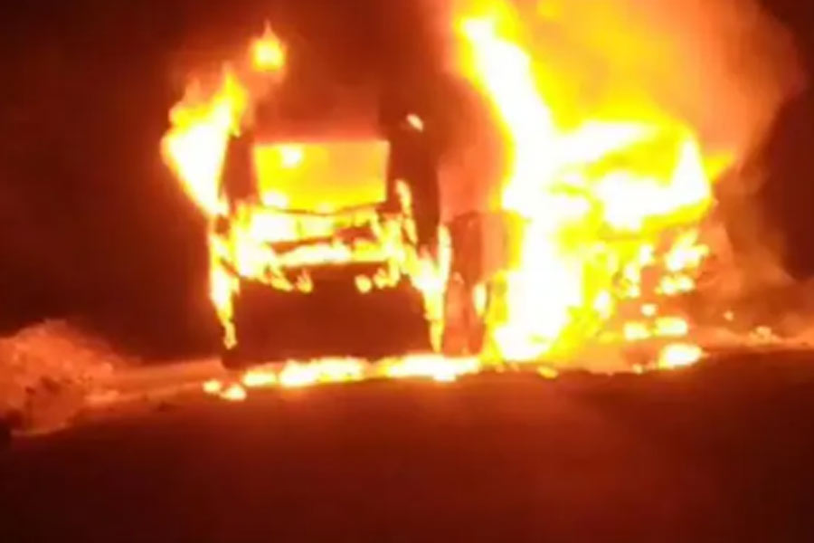 6 dead as bus catches fire after collision in Andhra Pradesh